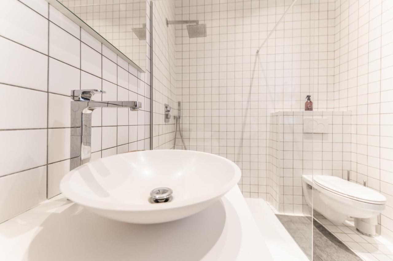 Appartement Guillemins Station Liege Bagian luar foto